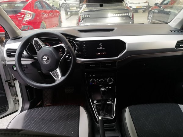 Volkswagen Tacqua 2021, 53400 км, за 10914 USD - фото 13