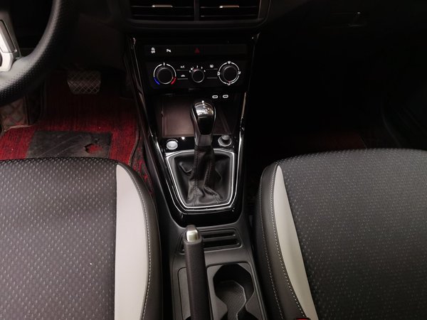 Volkswagen Tacqua 2021, 53400 км, за 10914 USD - фото 17