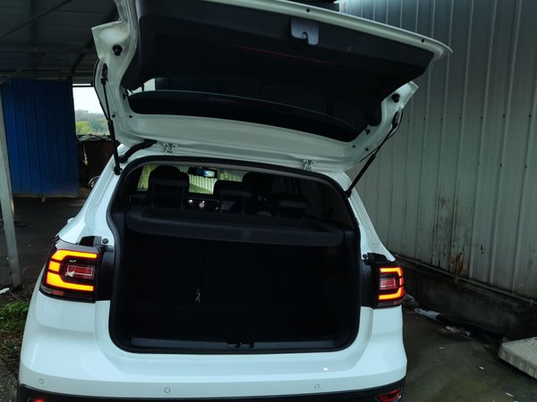 Volkswagen Tacqua 2021, 68900 км, за 11727 USD - фото 18