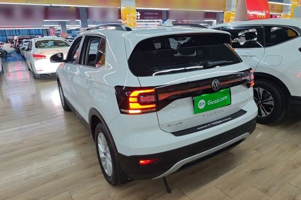 Volkswagen Tacqua 2021, 99900 км, за 9720 USD