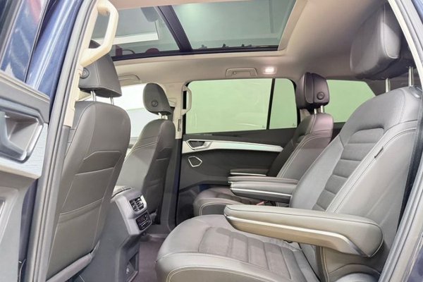 Volkswagen Talagon 2021, 71200 км, за 24745 USD - фото 17