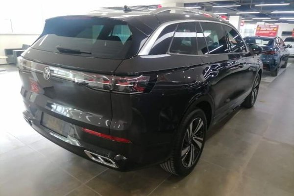 Volkswagen Tavendor 2023, 11600 км, за 28305 USD - фото 18