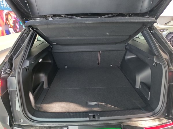 Volkswagen Tavendor 2023, 1400 км, за 29313 USD - фото 22