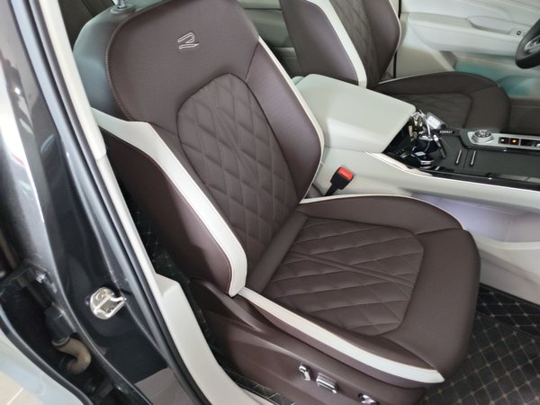 Volkswagen Tavendor 2023, 1400 км, за 29313 USD - фото 23