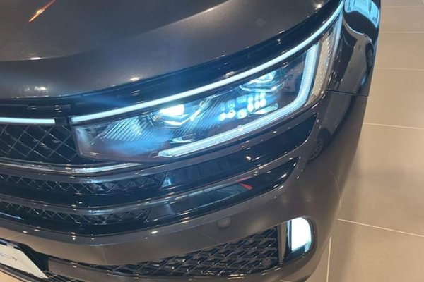 Volkswagen Tavendor 2023, 2400 км, за 29710 USD - фото 9