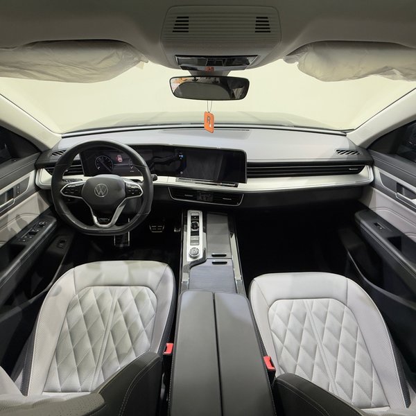 Volkswagen Tavendor 2024, 31600 км, за 31302 USD - фото 10