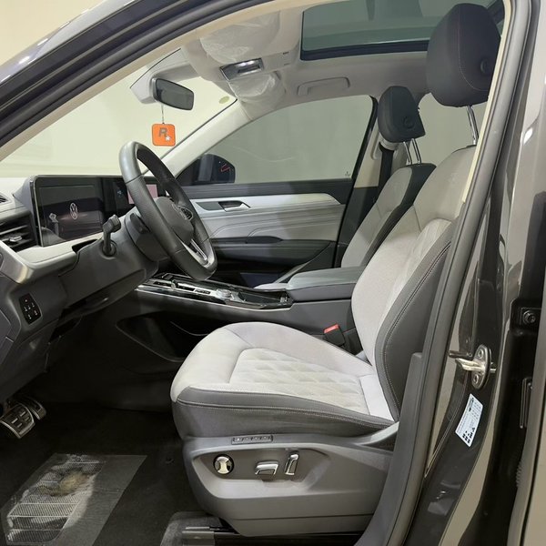 Volkswagen Tavendor 2024, 31600 км, за 31302 USD - фото 14