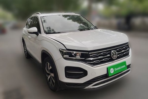 Volkswagen Tayron 2019, 64000 км, за 12946 USD