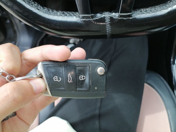 Volkswagen Tayron 2019, 56300 км, за 12030 USD - фото 9