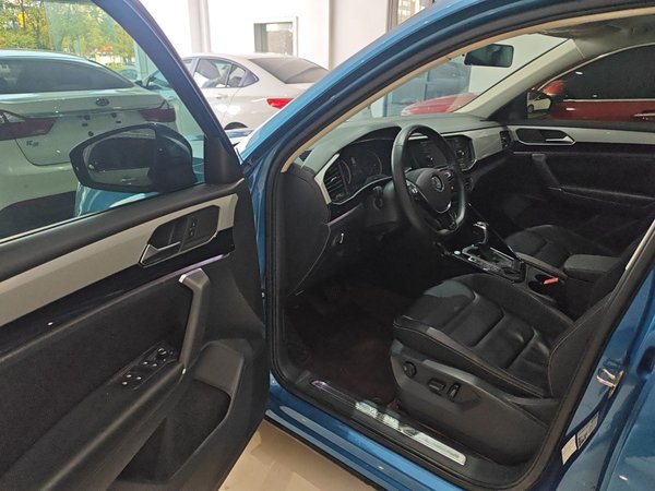 Volkswagen Tayron 2019, 102300 км, за 13141 USD - фото 19