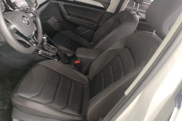 Volkswagen Tayron 2019, 62600 км, за 13027 USD - фото 17