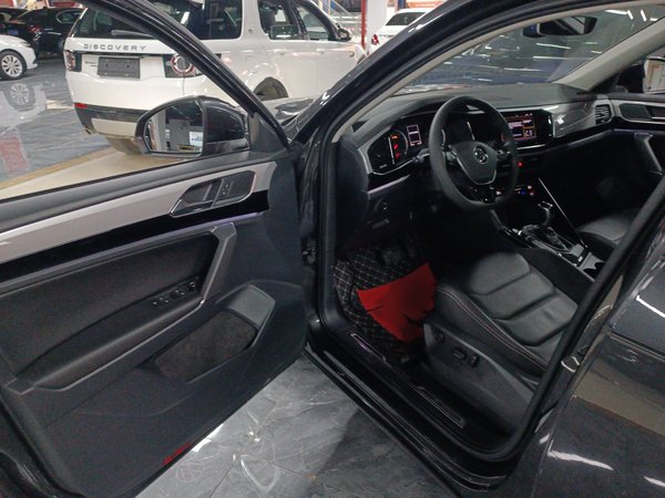 Volkswagen Tayron 2020, 43900 км, за 14670 USD - фото 21