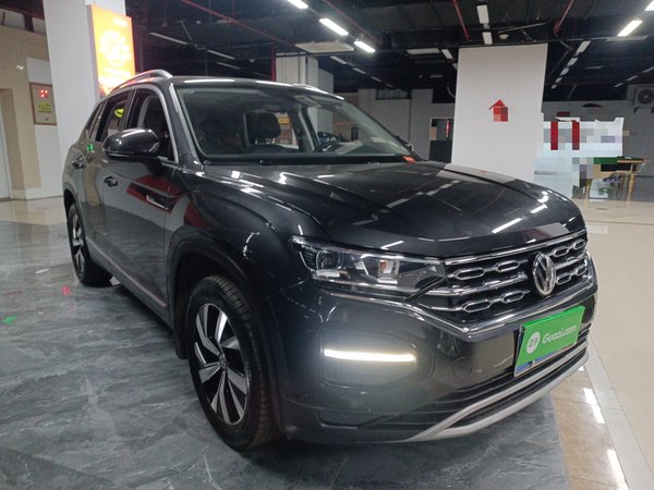 Volkswagen Tayron 2020, 43900 км, за 14670 USD