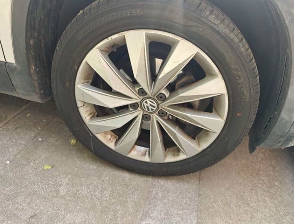 Volkswagen Tayron 2020, 167600 км, за 13135 USD