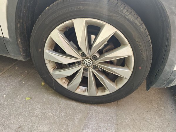 Volkswagen Tayron 2020, 167600 км, за 13135 USD