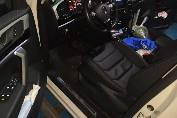 Volkswagen Tayron 2020, 50100 км, за 13635 USD - фото 16