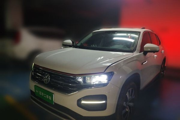 Volkswagen Tayron · 2020 год