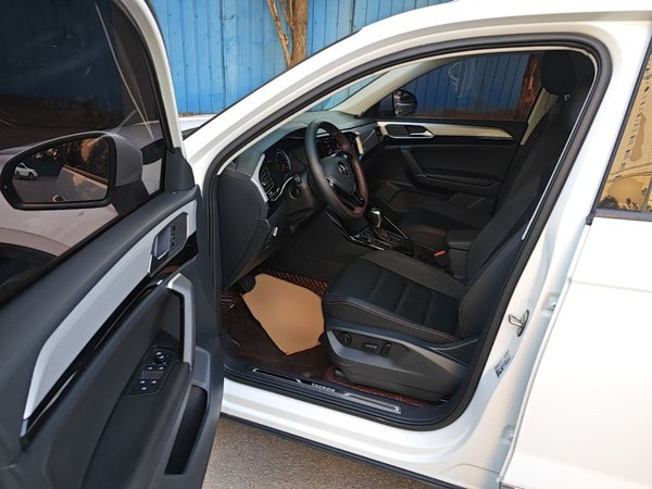 Volkswagen Tayron 2020, 61800 км, за 14256 USD - фото 16