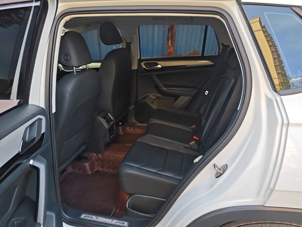Volkswagen Tayron 2020, 61800 км, за 14256 USD - фото 17
