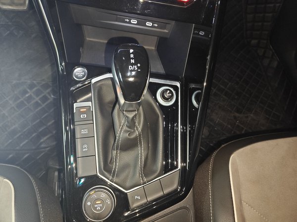 Volkswagen Tayron 2020, 99200 км, за 16576 USD - фото 10