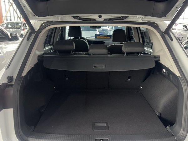 Volkswagen Tayron 2021, 100500 км, за 16811 USD - фото 11