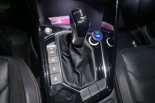 Volkswagen Tayron 2021, 52900 км, за 15557 USD - фото 15