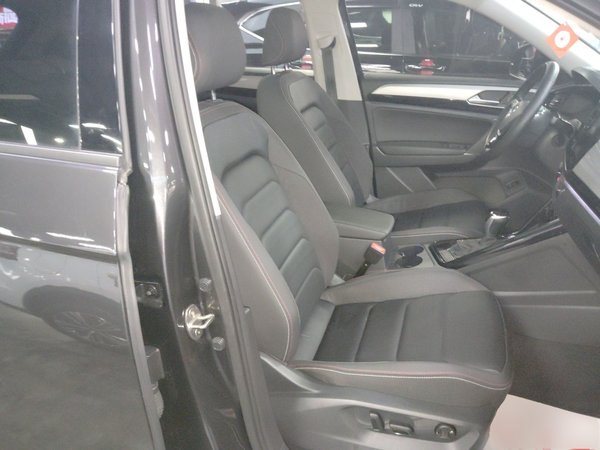 Volkswagen Tayron 2022, 49700 км, за 18094 USD - фото 23