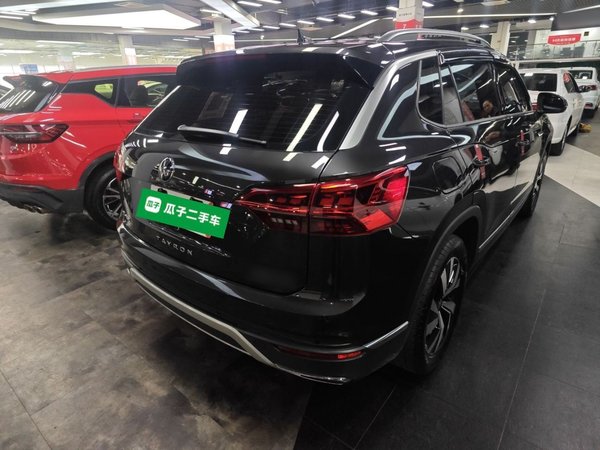 Volkswagen Tayron 2022, 49800 км, за 18551 USD - фото 6