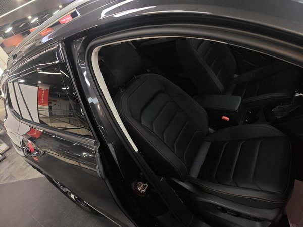 Volkswagen Tayron 2022, 49800 км, за 18551 USD - фото 23