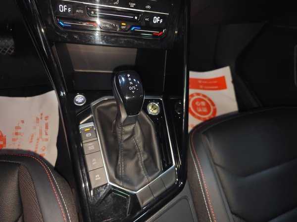 Volkswagen Tayron 2022, 49800 км, за 18551 USD - фото 17