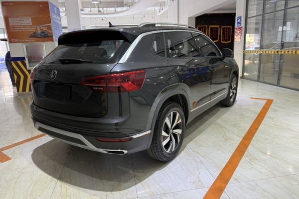 Volkswagen Tayron 2022, 58000 км, за 19777 USD - фото 7