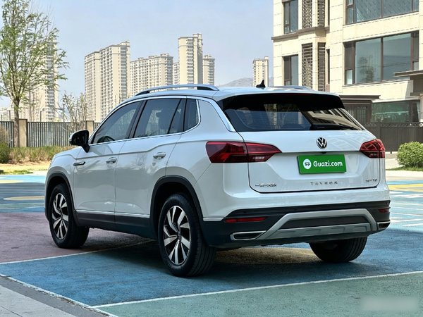 Volkswagen Tayron 2022, 60900 км, за 18060 USD