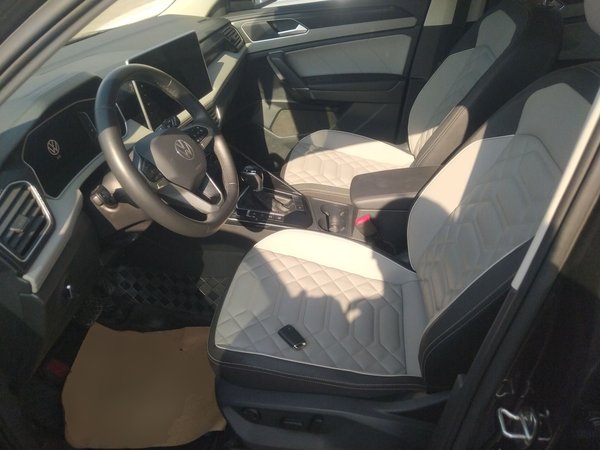 Volkswagen Tayron 2023, 65200 км, за 17101 USD - фото 18