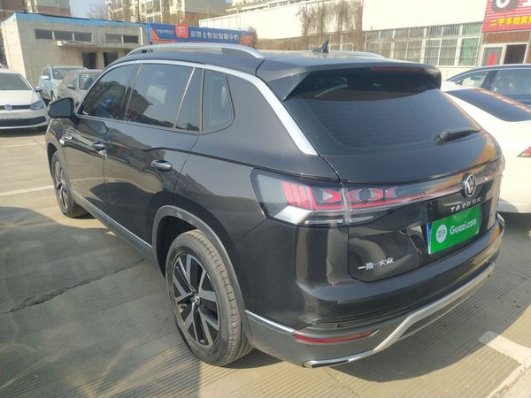 Volkswagen Tayron 2023, 65200 км, за 17101 USD