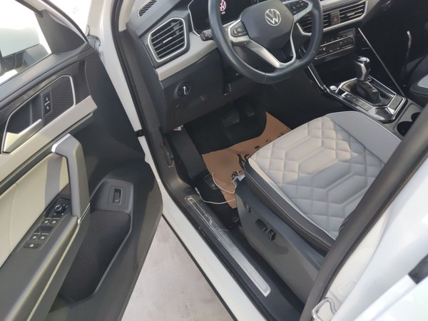 Volkswagen Tayron 2023, 106600 км, за 18002 USD - фото 21