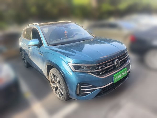 Volkswagen Tayron 2023, 20800 км, за 22083 USD