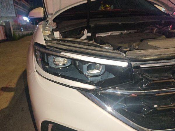 Volkswagen Tayron 2023, 12800 км, за 17881 USD - фото 7