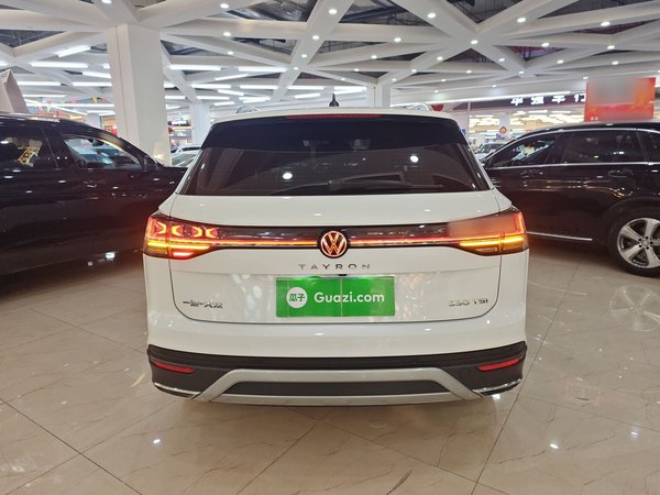 Volkswagen Tayron 2023, 47700 км, за 20471 USD - фото 6