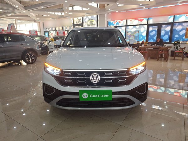 Volkswagen Tayron 2023 330TSI Two-Wheel-Drive Luxury Plus Advanced Version, 2023 года