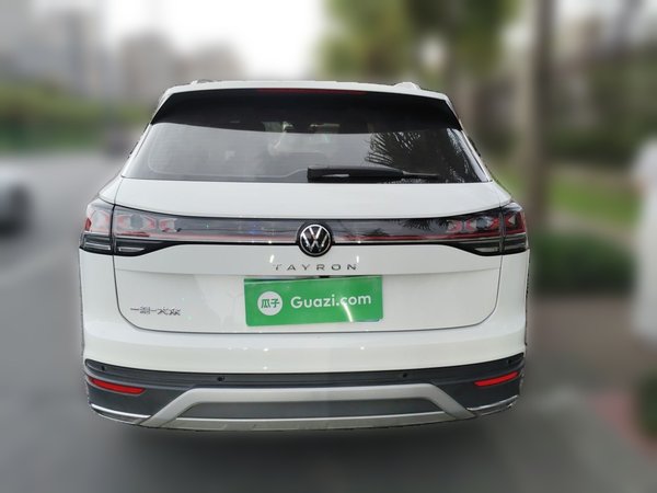 Volkswagen Tayron 2024, 10800 км, за 19976 USD