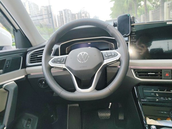 Volkswagen Tayron 2024, 10800 км, за 19976 USD - фото 11