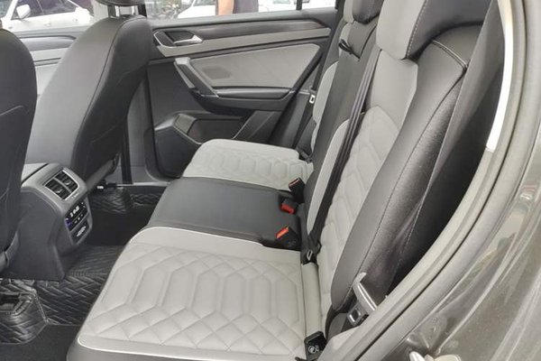 Volkswagen Tayron 2024, 6600 км, за 20559 USD - фото 25