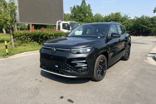 Volkswagen Tayron 2025, 1000 км, за 27757 USD - фото 17