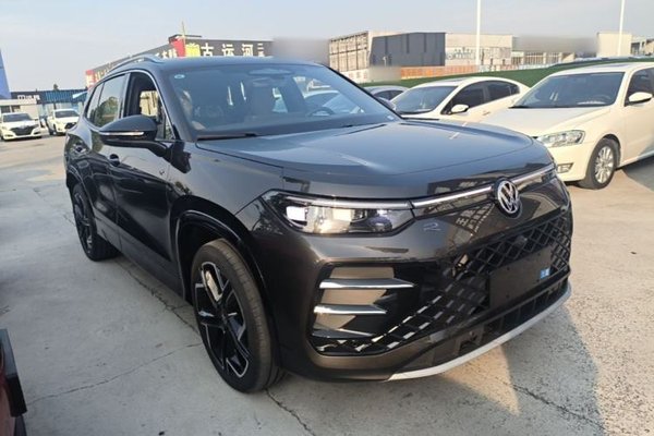 Volkswagen Tayron 2025, 1000 км, за 27757 USD