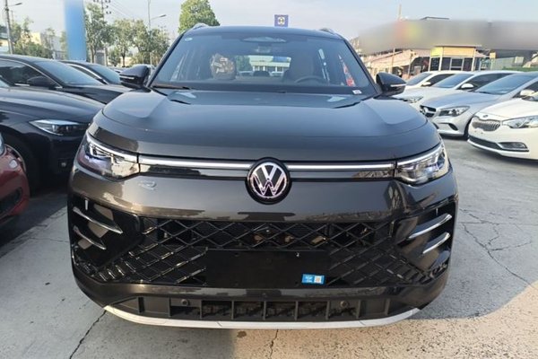 Volkswagen Tayron 2025, 1000 км, за 27757 USD