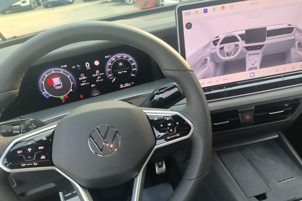 Volkswagen Tayron 2025, 1000 км, за 27757 USD - фото 23