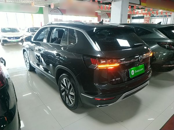 Volkswagen Tayron 2025, 10900 км, за 21335 USD