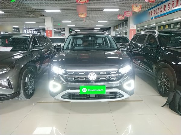 Volkswagen Tayron 2025, 10900 км, за 21335 USD