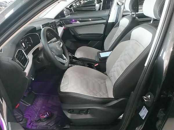 Volkswagen Tayron 2025, 10900 км, за 21335 USD - фото 18