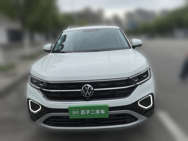 Volkswagen Tayron 2026, 3200 км, за 21949 USD